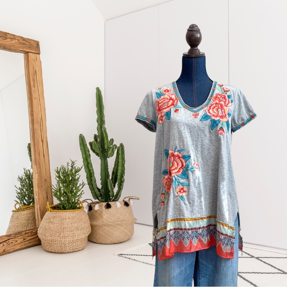 Johnny Was Peach Floral Embroidered Silk Trim T-Shirt